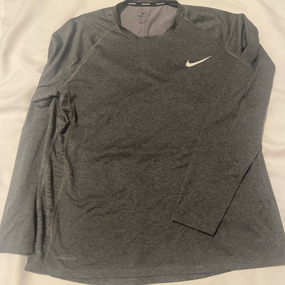 Nike long sleeve tee shirt